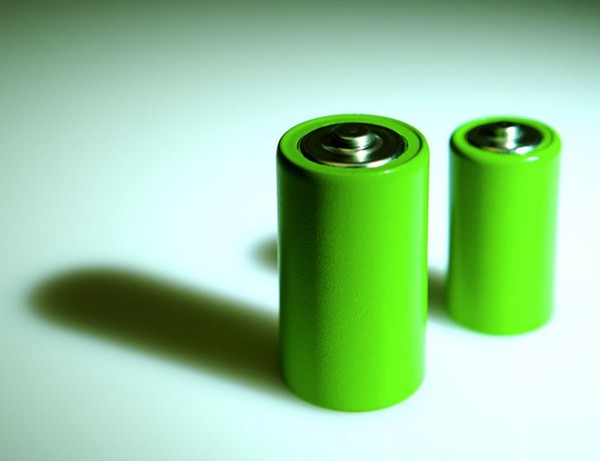 锂电池市场需求不断扩张 原材料企业受益